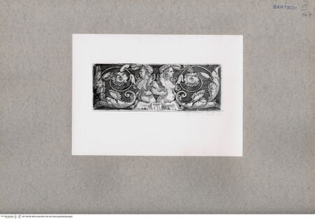 Vorderseite von  [http://creativecommons.org/publicdomain/mark/1.0/] ... - , bh130246. Foto.