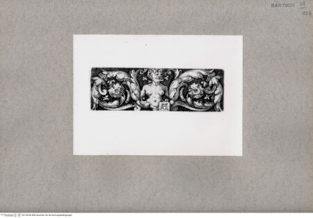 Vorderseite von  [http://creativecommons.org/publicdomain/mark/1.0/] ... - , bh130250. Foto.