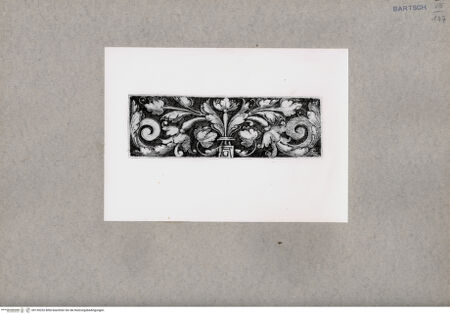 Vorderseite von  [http://creativecommons.org/publicdomain/mark/1.0/] ... - , bh130252. Foto.