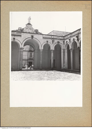 Vorderseite von Urban [https://www.deutsche-digitale-bibliothek.de/content/lizenzen/rv-ez/] Duomo - Südöstliche Ecke (und Eingang), bh130433_recto. Foto: Urban, Thomas.