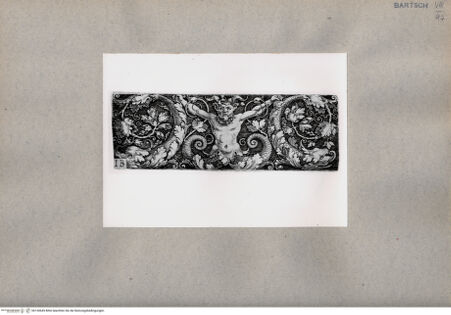 Vorderseite von  [http://creativecommons.org/publicdomain/mark/1.0/] ... - , bh130645. Foto.