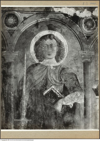 Vorderseite von ICCD [https://www.deutsche-digitale-bibliothek.de/content/lizenzen/rv-ez/] AusmalungHeiliger Sebastian, thronende Madonna lactans, die heiligen Georg und Petrus Martyr, Madonna von Loreto und heiliger Mönch - Detail: heiliger Georg, Oberkörper, bh132749_recto. Foto.