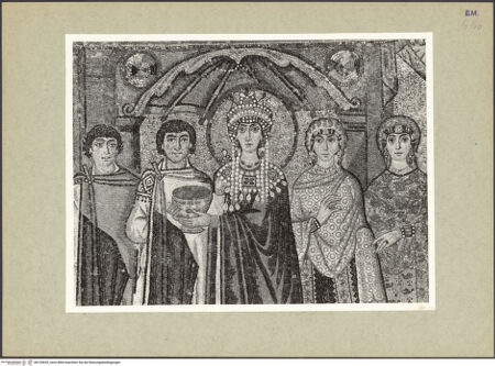 Vorderseite von Villani [https://www.deutsche-digitale-bibliothek.de/content/lizenzen/rv-ez/] Dekoration des PresbyteriumsChristus als Kosmokrator zwischen Engeln, dem heiligen Vitalis und Bischof Ecclesius; Die Opferung von Kaiser Justinian; Die Opferung der Kaiserin TeodoraDie Opferung der Kaiserin Teodora, umgeben von ihrem Hofstaat - Kaiserin Teodora und ihr Hofstaat, Detail, bh133633_recto. Foto.