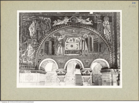 Vorderseite von Villani [https://www.deutsche-digitale-bibliothek.de/content/lizenzen/rv-ez/] Dekoration des PresbyteriumsDie Evangelisten Matthäus und Markus; Moses und der brennende Dornbusch; Moses kommt zum Berg Horeb; Jesaja; das Opfer von Abel und MelchisedekMoses und der brennende Dornbusch; während er die Schafe Jethros hütet, kommt Moses zum Berg Horeb; Jesaja; das Opfer von Abel und Melchisedek - Gesamtansicht, bh133634_recto. Foto.