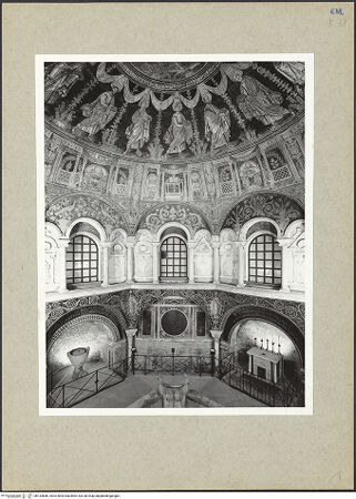 Vorderseite von Villani [https://www.deutsche-digitale-bibliothek.de/content/lizenzen/rv-ez/] Baptisterium der Orthodoxen - Innenansicht, Wandaufbau und Kuppel, bh133686_recto. Foto: Villani.