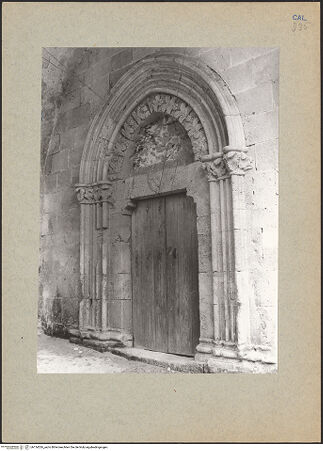 Vorderseite von Bibliotheca Hertziana [https://www.deutsche-digitale-bibliothek.de/content/lizenzen/rv-fz/] Portal zur Kapelle des Heiligen Josef - Seitenansicht, bh134526_recto. Foto: Mörsch.