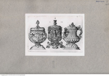 Vorderseite von  [http://creativecommons.org/publicdomain/mark/1.0/] ... - , bh134983. Foto.