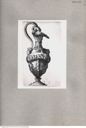 Vorderseite von  [http://creativecommons.org/publicdomain/mark/1.0/] ... - , bh135108. Foto.