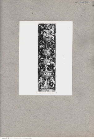 Vorderseite von  [http://creativecommons.org/publicdomain/mark/1.0/] ... - , bh136121. Foto.