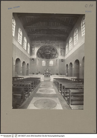 Vorderseite von Sopr.Mon.Laz. [https://www.deutsche-digitale-bibliothek.de/content/lizenzen/rv-ez/] Santa Balbina - Hauptschiff zum Chor, bh136237_recto. Foto.