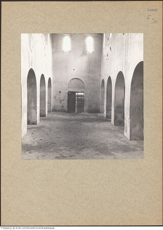 Vorderseite von Bibliotheca Hertziana [https://www.deutsche-digitale-bibliothek.de/content/lizenzen/rv-fz/] San Paride - Blick zur Innenfassade, bh136871_recto. Foto.