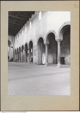 Vorderseite von Glass, Dorothy [https://www.deutsche-digitale-bibliothek.de/content/lizenzen/rv-ez/] Cattedrale - Südarkade von Nordwesten, bh137453_recto. Foto: Glass, Dorothy.