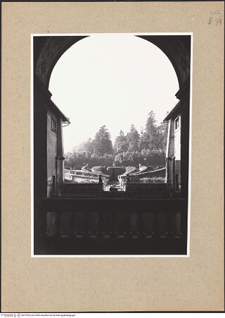 Vorderseite von ICCD [https://www.deutsche-digitale-bibliothek.de/content/lizenzen/rv-ez/] Palazzo Odescalchi - Blick aus der Loggia, nach Südwesten, bh137822_recto. Foto.