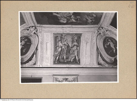 Vorderseite von ICCD [https://www.deutsche-digitale-bibliothek.de/content/lizenzen/rv-ez/] Szenen aus dem Mythos der PsychePsyche und ihre Schwestern - , bh137843_recto. Foto.