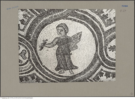 Vorderseite von Sopr.Mon.Lazio [https://www.deutsche-digitale-bibliothek.de/content/lizenzen/rv-ez/] Mosaik mit Amoretten und Vögeln - Detail, bh137981_recto. Foto.