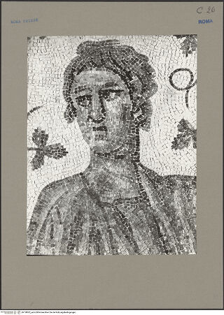 Vorderseite von Sopr.Mon.Lazio [https://www.deutsche-digitale-bibliothek.de/content/lizenzen/rv-ez/] Mosaik mit Weinleseszene - Detail, bh138002_recto. Foto.