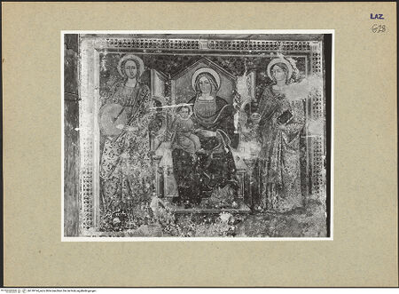 Vorderseite von ICCD [https://www.deutsche-digitale-bibliothek.de/content/lizenzen/rv-ez/] Thronende Madonna zwischen den heiligen Christina und Lucia - Gesamtansicht, bh139194_recto. Foto.