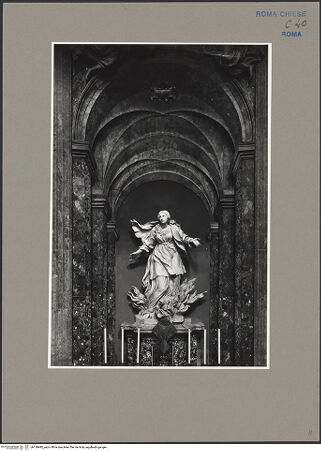 Vorderseite von ICCD [https://www.deutsche-digitale-bibliothek.de/content/lizenzen/rv-ez/] Die heilige Agnese in Flammen in einer perspektivischen Nische - Gesamtansicht mit Nische, bh139482_recto. Foto.