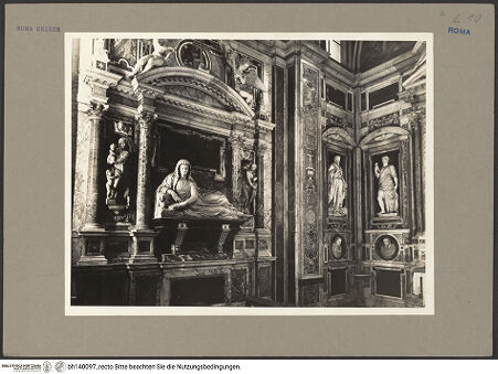 Vorderseite von Rigamonti [https://www.deutsche-digitale-bibliothek.de/content/lizenzen/rv-fz/] Cappella AldobrandiniGrabmal für Lisa Deti Aldobrandini (gest. 1557) - Gesamtansicht, von links, bh140097_recto. Foto: Rigamonti.