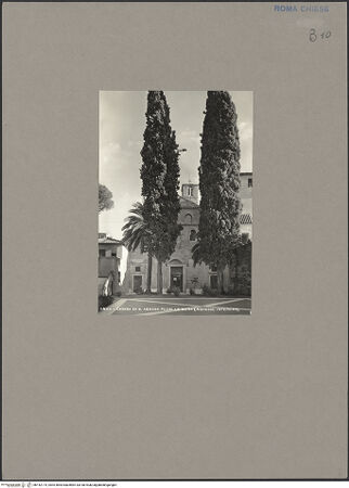 Vorderseite von unbekannt [https://www.deutsche-digitale-bibliothek.de/content/lizenzen/rv-ez/] Sant'Agnese fuori le MuraFassade - Gesamtansicht, bh142174_recto. Foto.