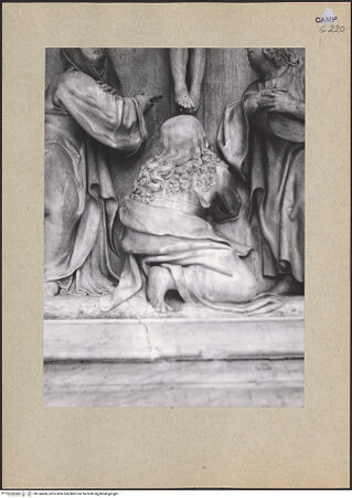 Vorderseite von Blak [https://www.deutsche-digitale-bibliothek.de/content/lizenzen/rv-ez/] Der Gekreuzigte mit Maria, Magdalena und Johannes - Maria Magdalena von unten, bh144496_recto. Foto.