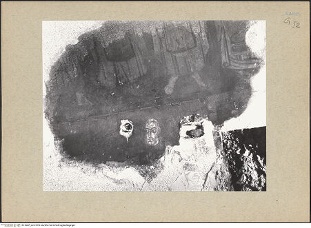 Vorderseite von Guidotti [https://www.deutsche-digitale-bibliothek.de/content/lizenzen/rv-ez/] Zyklus der oberen KapelleHeiliger Nikolaus von Myra und zwei Stifter (Stifterbild) - Heiliger Nikolaus (vor der Restaurierung), bh145429_recto. Foto: Guidotti.