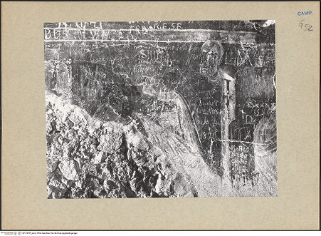 Vorderseite von Guidotti [https://www.deutsche-digitale-bibliothek.de/content/lizenzen/rv-ez/] Zyklus der oberen KapelleHeiliger Nikolaus befreit drei Soldaten aus der Gefangenschaft, indem er Kaiser Konstantin und dem Eparchen im Traum erscheint - Heiliger Nikolaus erscheint dem Eparchen im Traum (vor der Restaurierung), bh145433_recto. Foto: Guidotti.