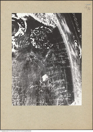 Vorderseite von Guidotti [https://www.deutsche-digitale-bibliothek.de/content/lizenzen/rv-ez/] Zyklus der oberen KapelleMadonna zwischen den heiligen Nikolaus, Paulinus, Johannes dem Täufer und Johannes dem Evangelisten - Paulinus von Nola (vor der Restaurierung), bh145434_recto. Foto: Guidotti.