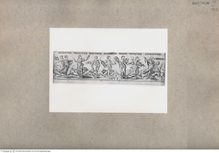 Vorderseite von  [http://creativecommons.org/publicdomain/mark/1.0/] ... - , bh150963. Foto.