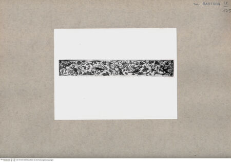 Vorderseite von  [http://creativecommons.org/publicdomain/mark/1.0/] ... - , bh151035. Foto.