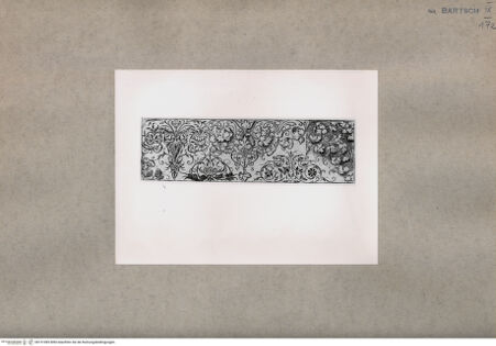 Vorderseite von  [http://creativecommons.org/publicdomain/mark/1.0/] ... - , bh151085. Foto.