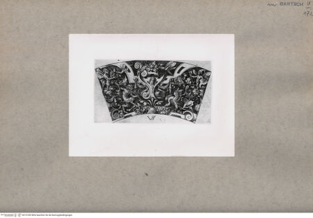 Vorderseite von  [http://creativecommons.org/publicdomain/mark/1.0/] ... - , bh151093. Foto.