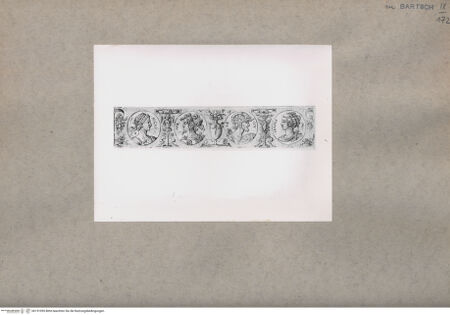 Vorderseite von  [http://creativecommons.org/publicdomain/mark/1.0/] ... - , bh151095. Foto.