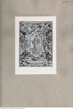 Vorderseite von  [http://creativecommons.org/publicdomain/mark/1.0/] ... - , bh151281. Foto.