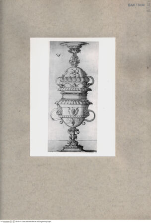 Vorderseite von  [http://creativecommons.org/publicdomain/mark/1.0/] ... - , bh151411. Foto.