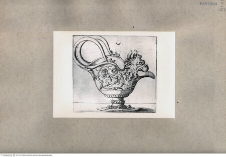 Vorderseite von  [http://creativecommons.org/publicdomain/mark/1.0/] ... - , bh151413. Foto.