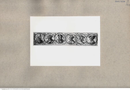 Vorderseite von  [http://creativecommons.org/publicdomain/mark/1.0/] ... - , bh151421. Foto.