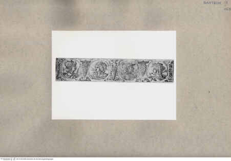 Vorderseite von  [http://creativecommons.org/publicdomain/mark/1.0/] ... - , bh151424. Foto.