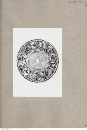 Vorderseite von  [http://creativecommons.org/publicdomain/mark/1.0/] ... - , bh151551. Foto.