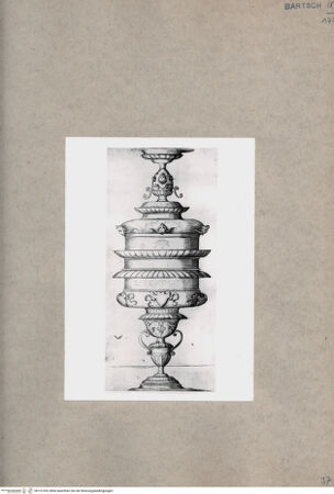 Vorderseite von  [http://creativecommons.org/publicdomain/mark/1.0/] ... - , bh151552. Foto.