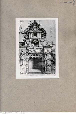 Vorderseite von  [http://creativecommons.org/publicdomain/mark/1.0/] ... - , bh151593. Foto.