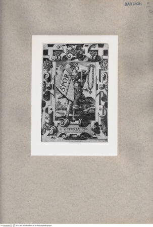 Vorderseite von  [http://creativecommons.org/publicdomain/mark/1.0/] ... - , bh151869. Foto.