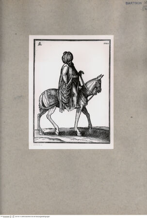 Vorderseite von  [http://creativecommons.org/publicdomain/mark/1.0/] , bh152112. Foto.