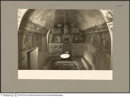 Vorderseite von Fototeca dell'Unione Internazionale presso l'American Academy in Rome [https://www.deutsche-digitale-bibliothek.de/content/lizenzen/rv-ez/] Santi Quattro CoronatiInneresOratorio di San Silvestro - Blick zur Eingangswand, bh154273_recto. Foto: Hutzel, Max.