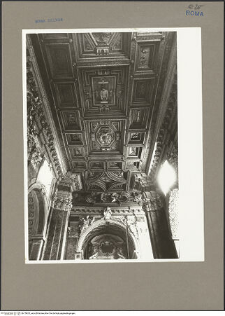 Vorderseite von unbekannt [https://www.deutsche-digitale-bibliothek.de/content/lizenzen/rv-ez/] Kassettendecke mit Imago Pietatis, Arma Christi und Kardinalswappen - , bh159633_recto. Foto: Hutzel, Max.