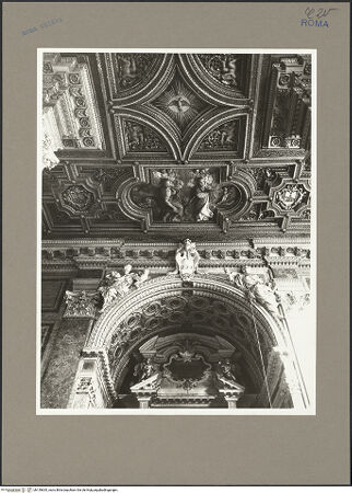 Vorderseite von unbekannt [https://www.deutsche-digitale-bibliothek.de/content/lizenzen/rv-ez/] Kassettendecke mit dem heiligen Hieronymus und dem heiligen Filippo Neri - Detail: Feld mit Hl. Hieronymus und Hl. Filippo Neri & Hl. Geist-Taube & Putten, bh159635_recto. Foto (digital): Hutzel, Max.