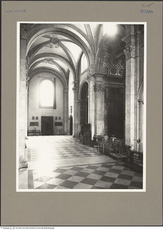 Vorderseite von Hutzel, Max [https://www.deutsche-digitale-bibliothek.de/content/lizenzen/rv-fz/] San Giacomo degli Spagnoli - Blick von West nach Ost, bh159895_recto. Foto: Hutzel, Max.