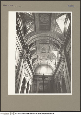 Vorderseite von Hutzel, Max [https://www.deutsche-digitale-bibliothek.de/content/lizenzen/rv-fz/] Santa Maria in Monserrato - Gewölbe, Blick gen Fassade, bh159967_recto. Foto: Hutzel, Max.