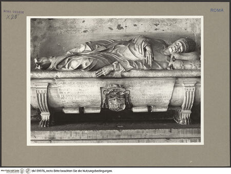 Vorderseite von Hutzel, Max [https://rightsstatements.org/page/CNE/1.0/] Sarkophag des Stefano Gabriel Merrino, auch Gabriele Merini (1483-1546) - Sarkophag mit Gisant, bh159976_recto. Foto: Hutzel, Max.