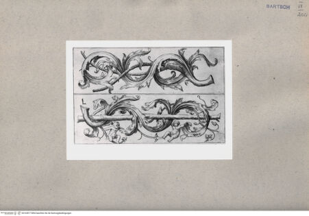 Vorderseite von  [http://creativecommons.org/publicdomain/mark/1.0/] ... - , bh162817. Foto.